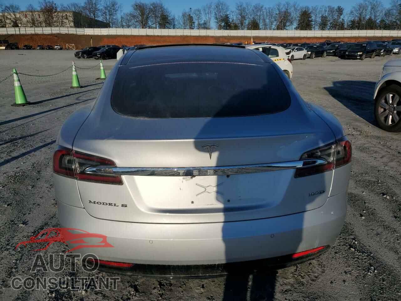 TESLA MODEL S 2018 - 5YJSA1E23JF244508