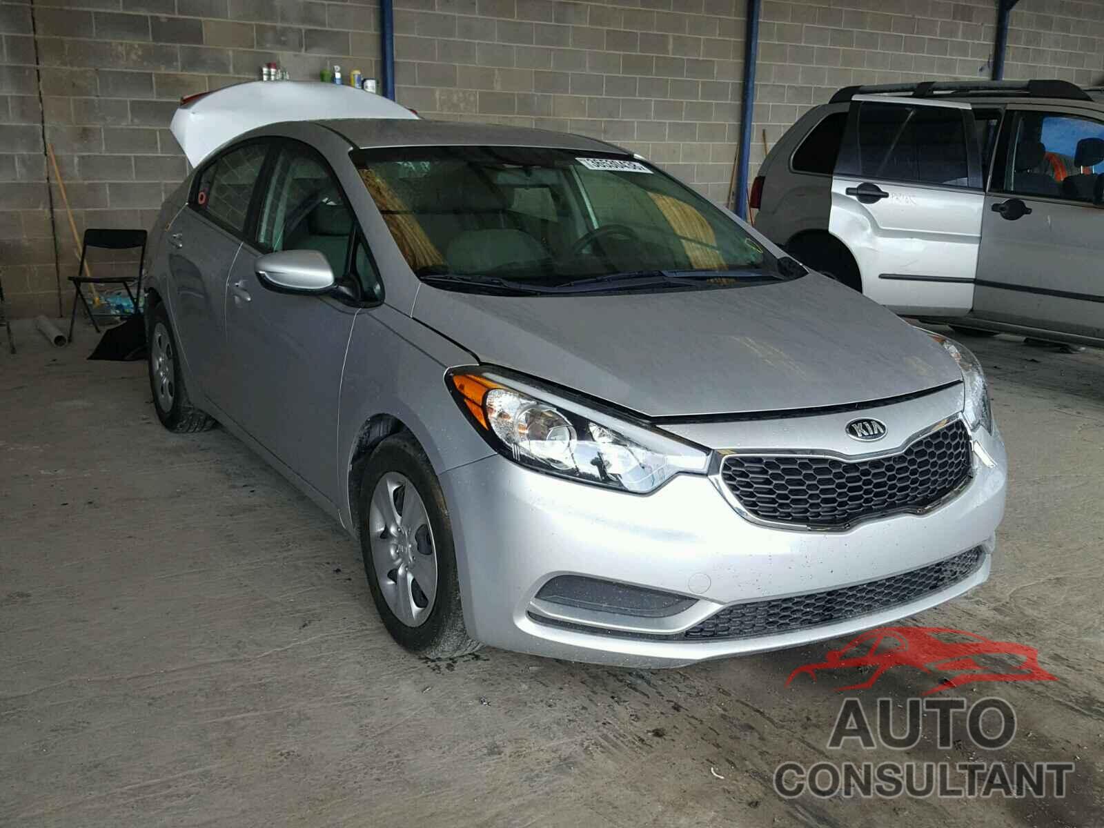 KIA FORTE 2015 - KNAFK4A67F5431331