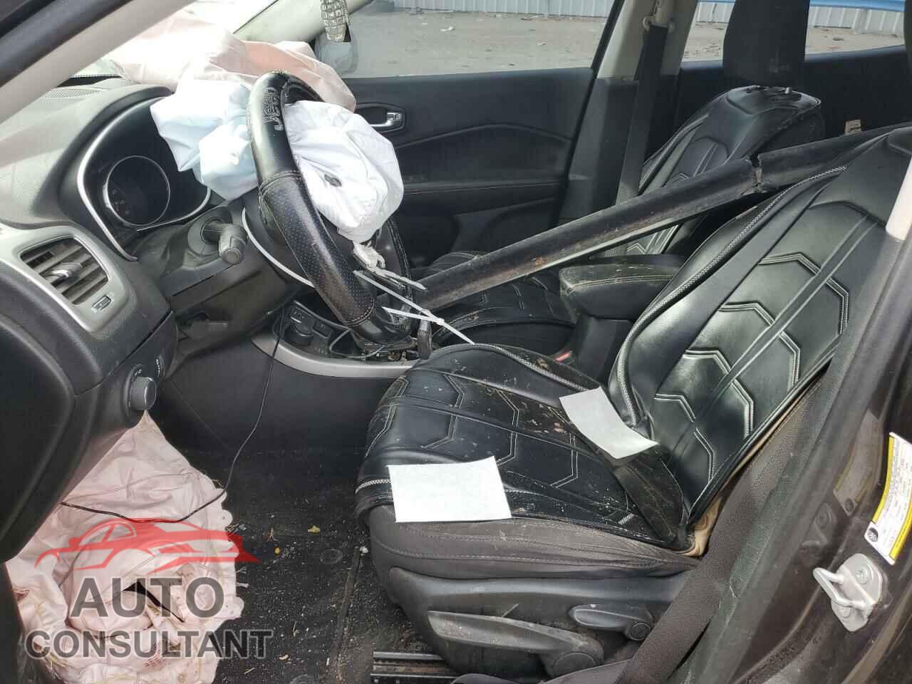JEEP COMPASS 2019 - 3C4NJDAB8KT846747