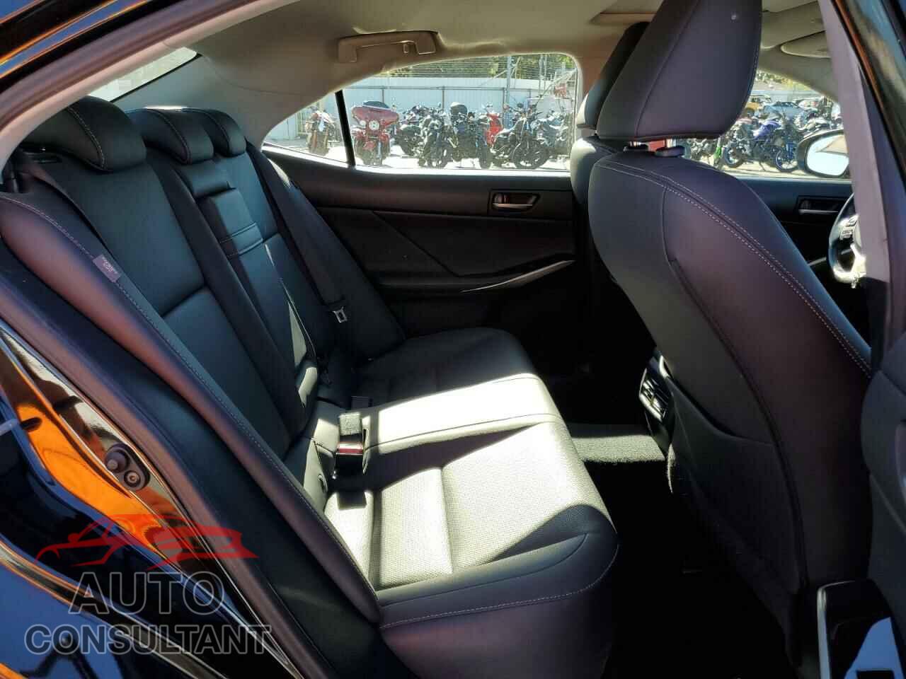 LEXUS IS 2019 - JTHBA1D2XK5089071