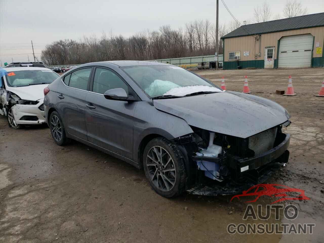 HYUNDAI ELANTRA 2019 - 5NPD84LF3KH465234