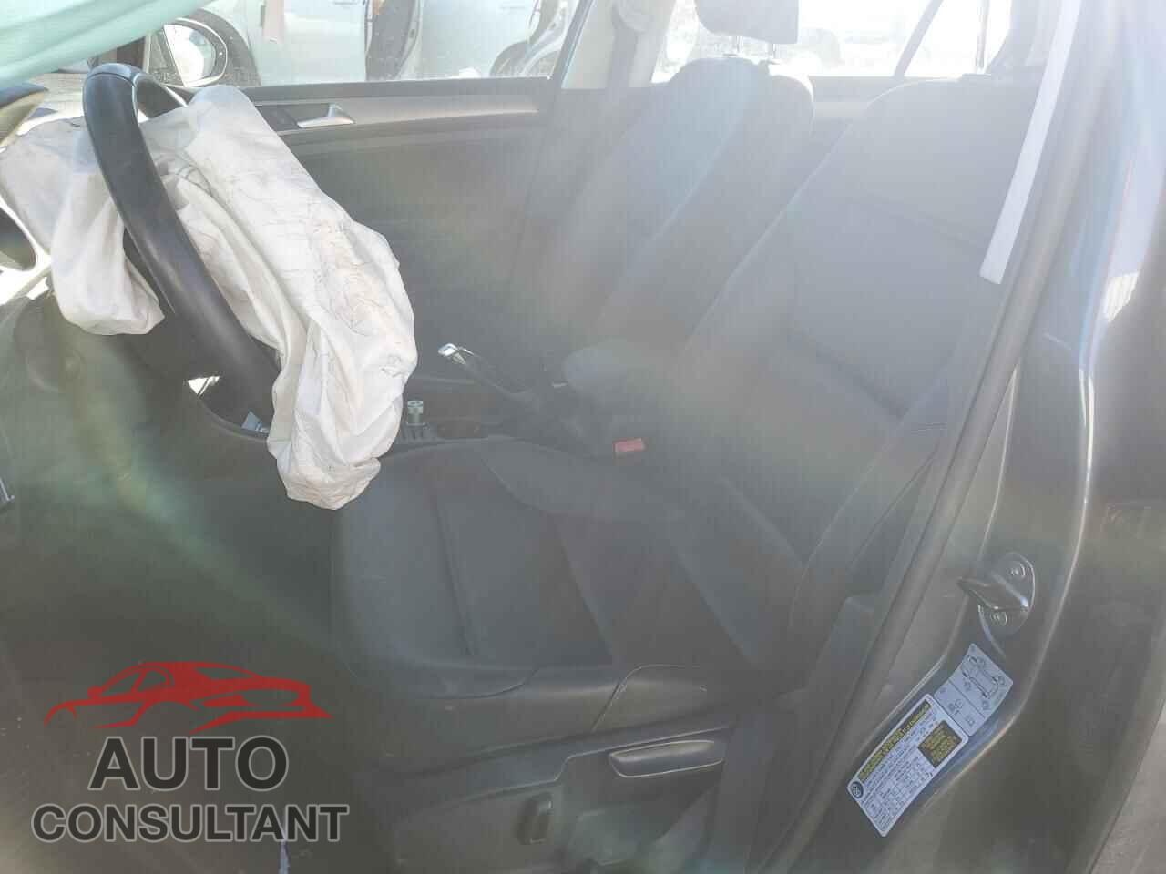 VOLKSWAGEN GOLF 2017 - 3VW217AU9HM024478