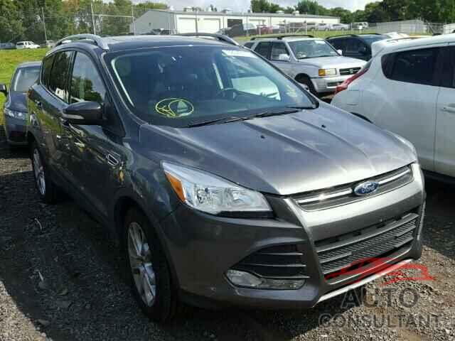 FORD ESCAPE 2015 - 1FMCU9J99FUC82445