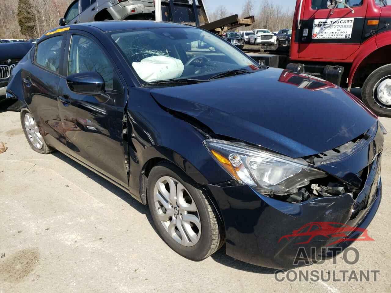 TOYOTA YARIS 2018 - 3MYDLBYV6JY328083