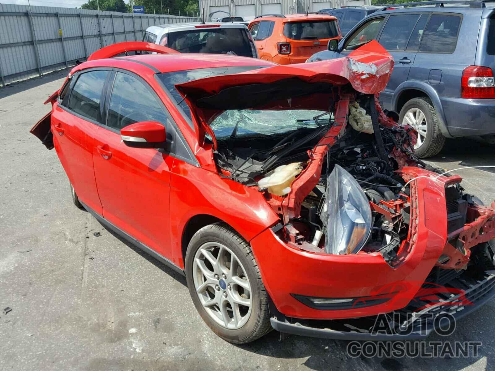 FORD FOCUS 2015 - 1FADP3F2XFL326375