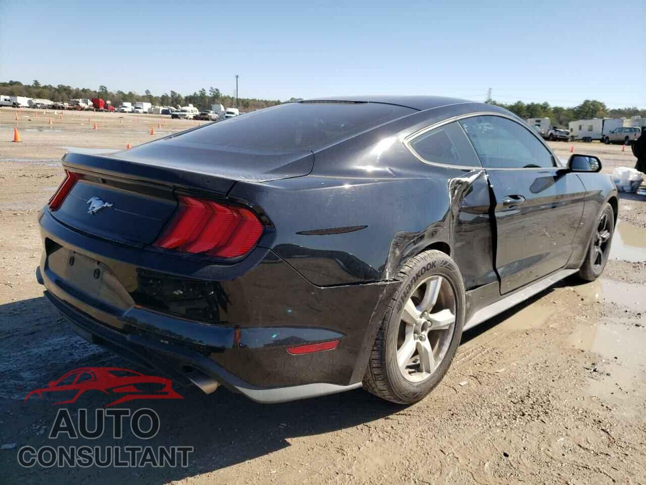 FORD MUSTANG 2018 - 1FA6P8TH3J5113957