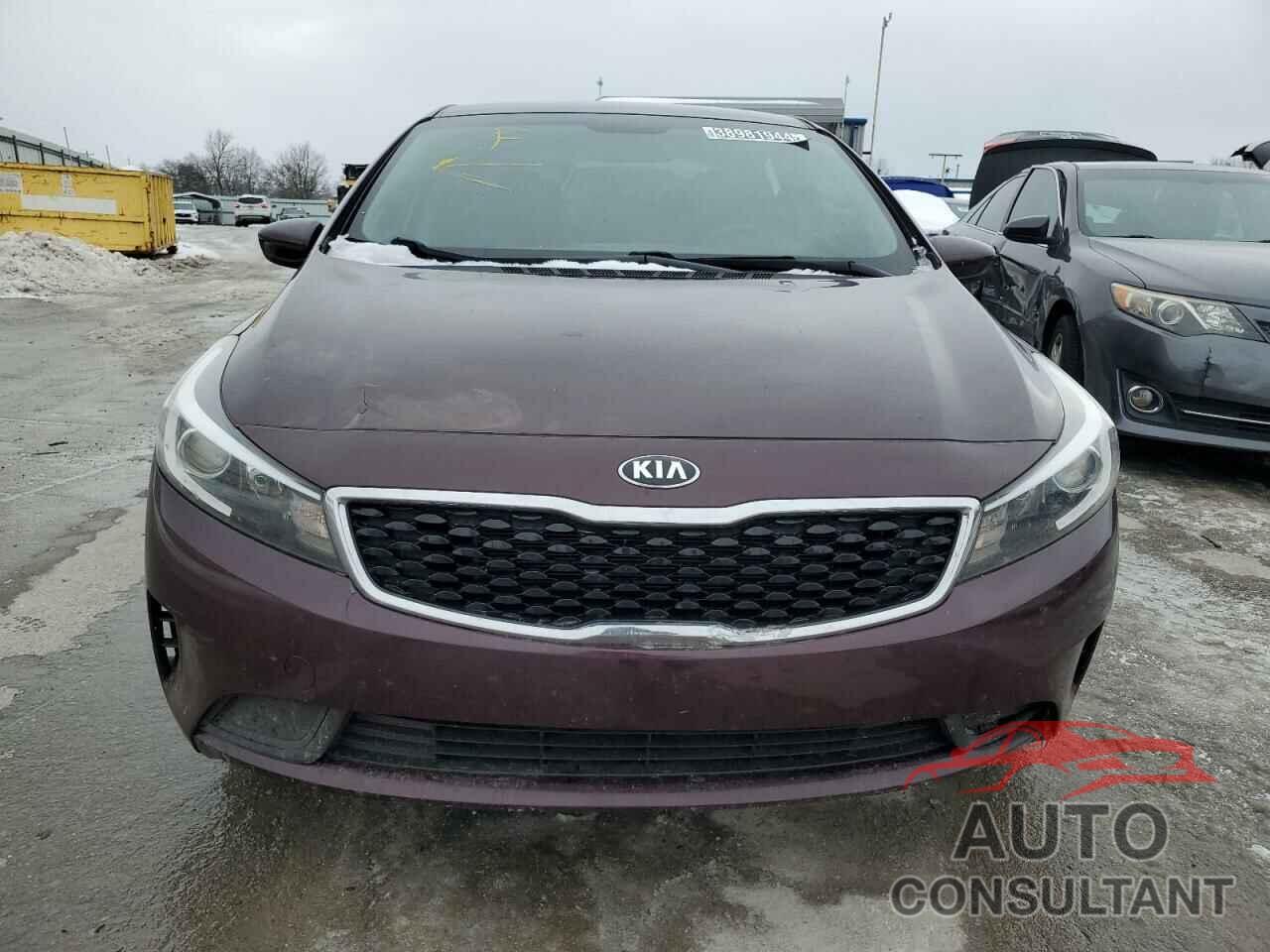 KIA FORTE 2018 - 3KPFK4A74JE281199