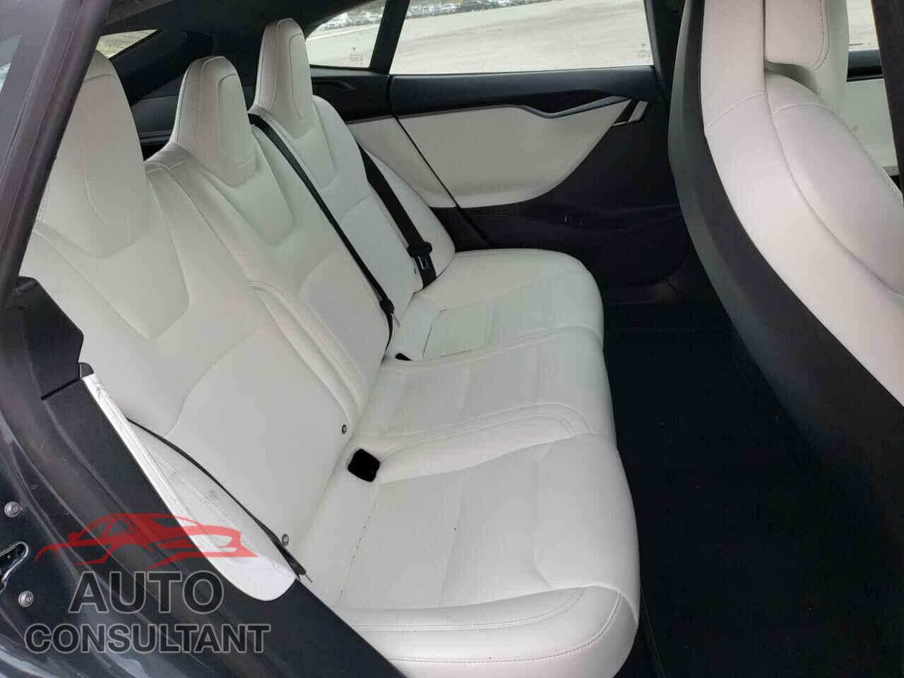 TESLA MODEL S 2020 - 5YJSA1E42LF352834