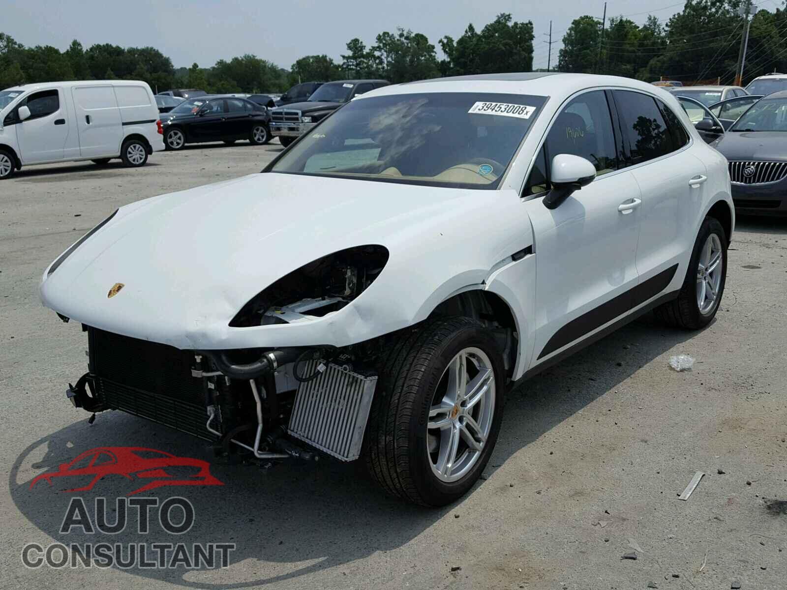 PORSCHE MACAN 2016 - WP1AB2A5XGLB49611