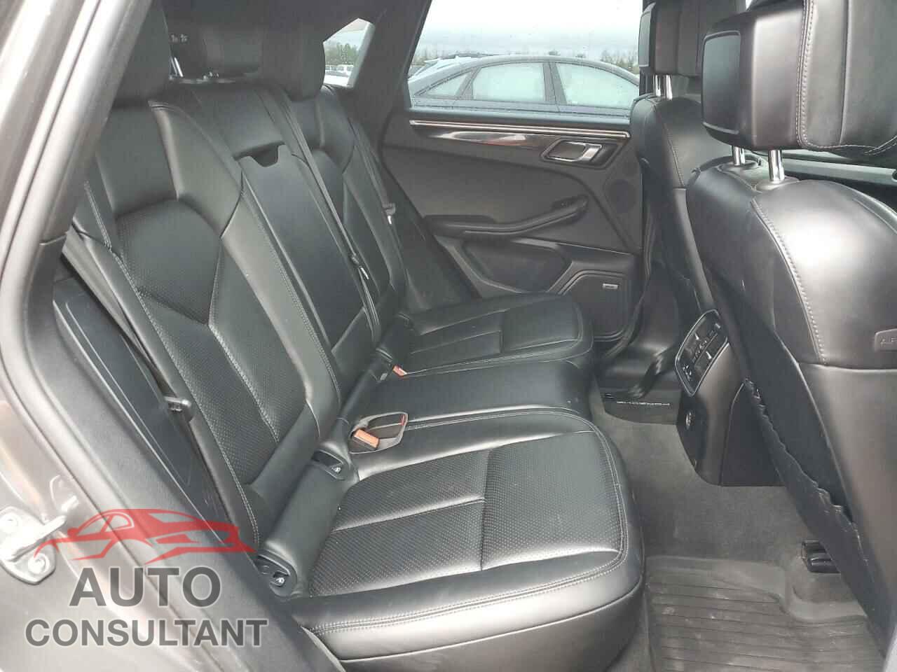 PORSCHE MACAN 2018 - WP1AB2A53JLB36576