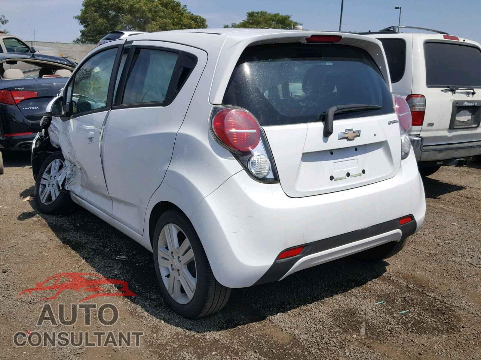 CHEVROLET SPARK 2015 - KL8CD6S90FC726862