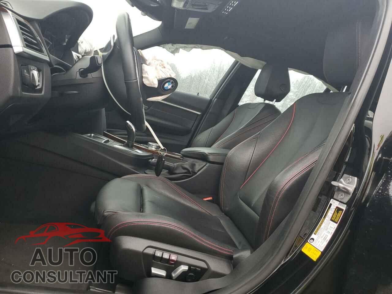 BMW 3 SERIES 2016 - WBA8E9G59GNU30050