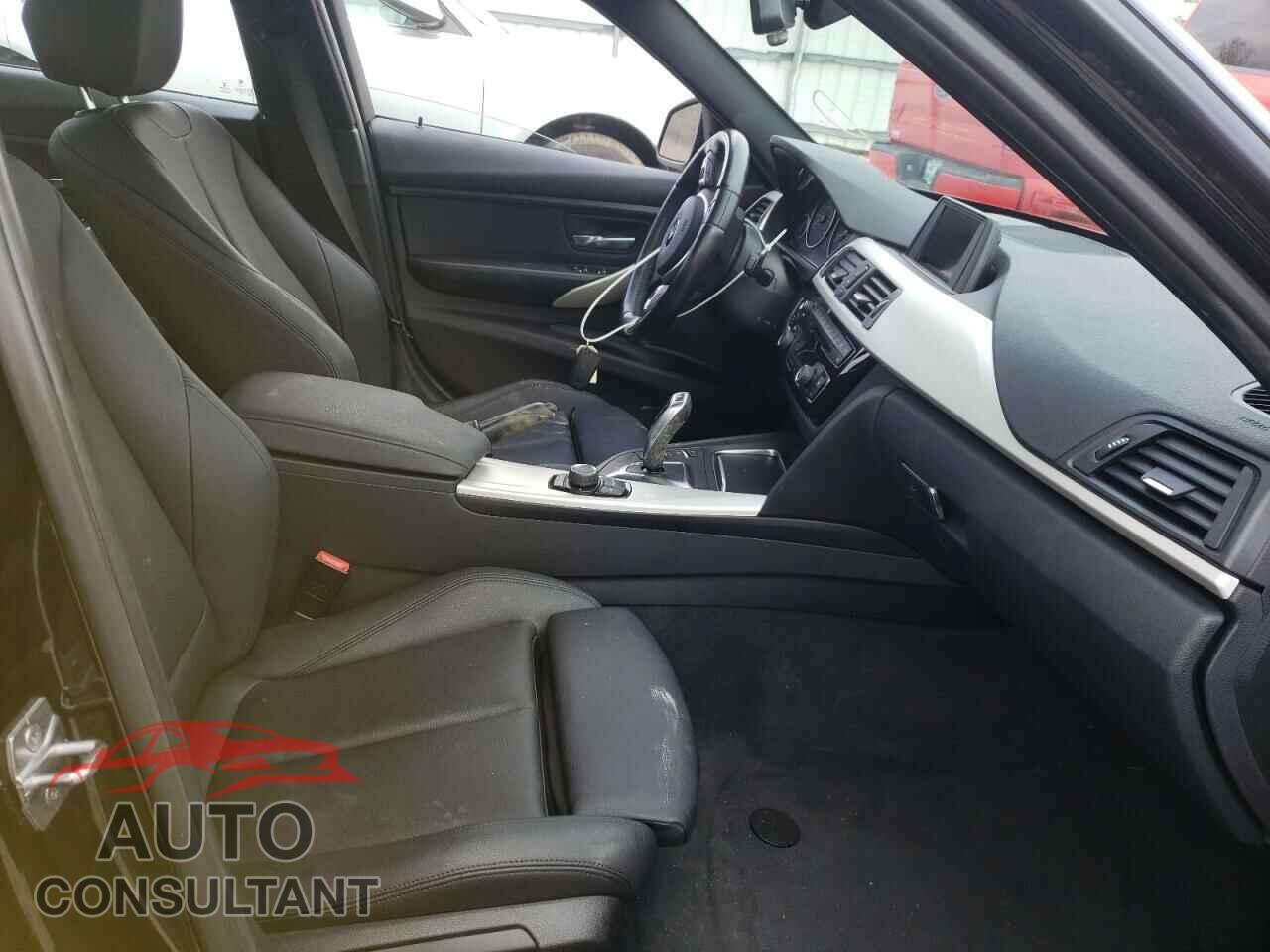 BMW 3 SERIES 2016 - WBA8E5G5XGNU21432