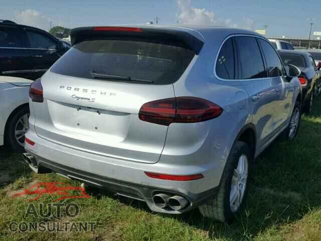 PORSCHE CAYENNE 2016 - WP1AB2A27GLA92385