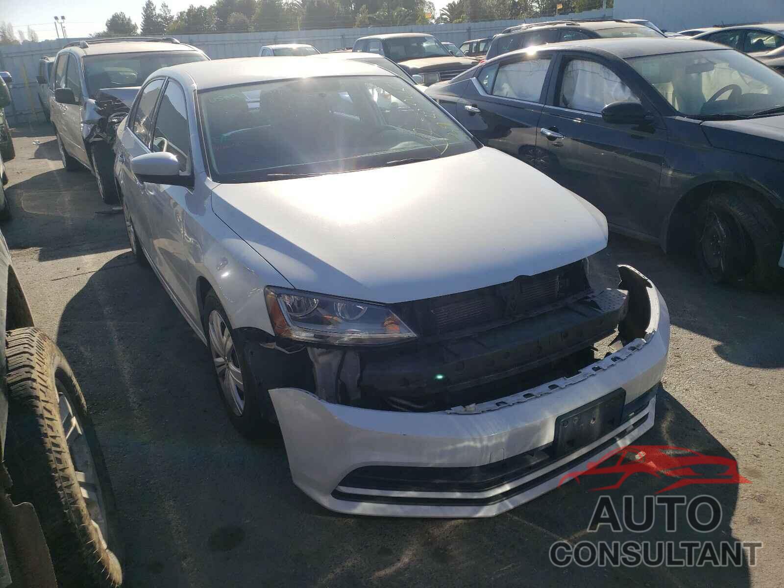 VOLKSWAGEN JETTA 2017 - 3VW2B7AJ7HM365428