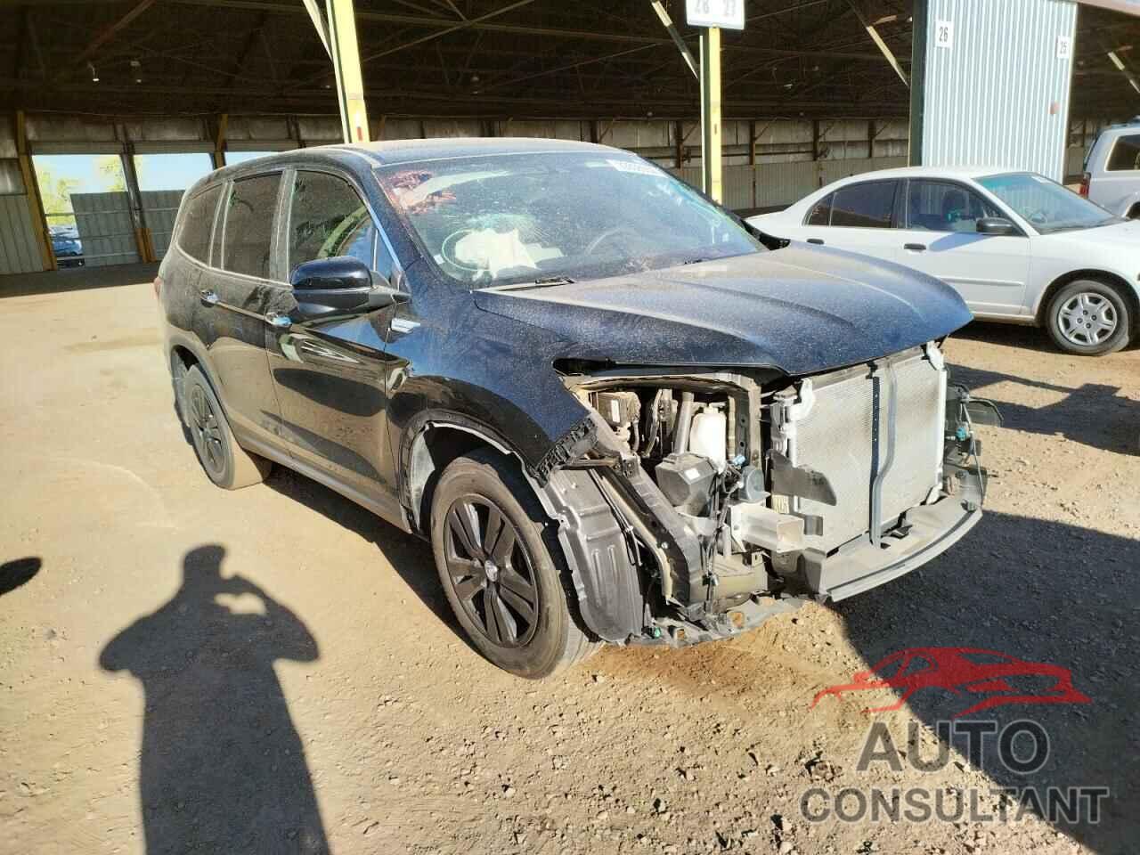 HONDA PILOT 2018 - 5FNYF5H33JB017875