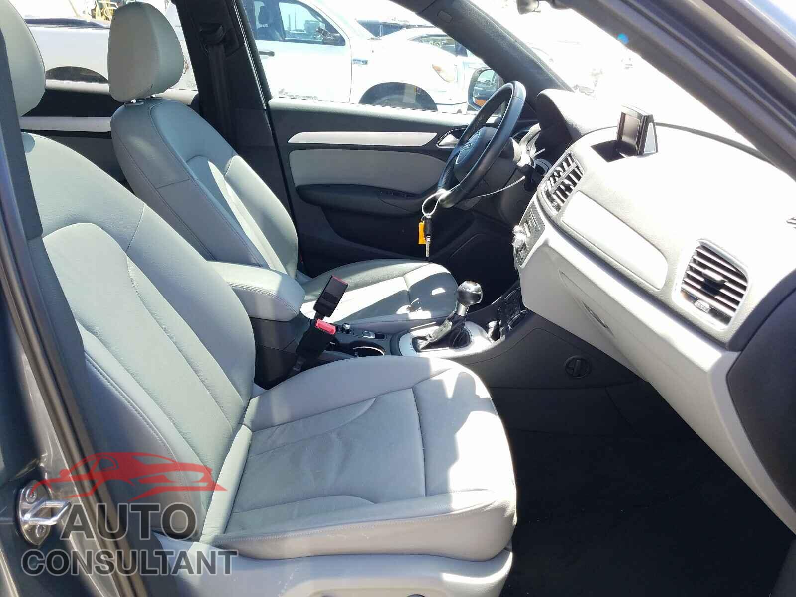 AUDI Q3 2017 - WA1BCCFSXHR009235