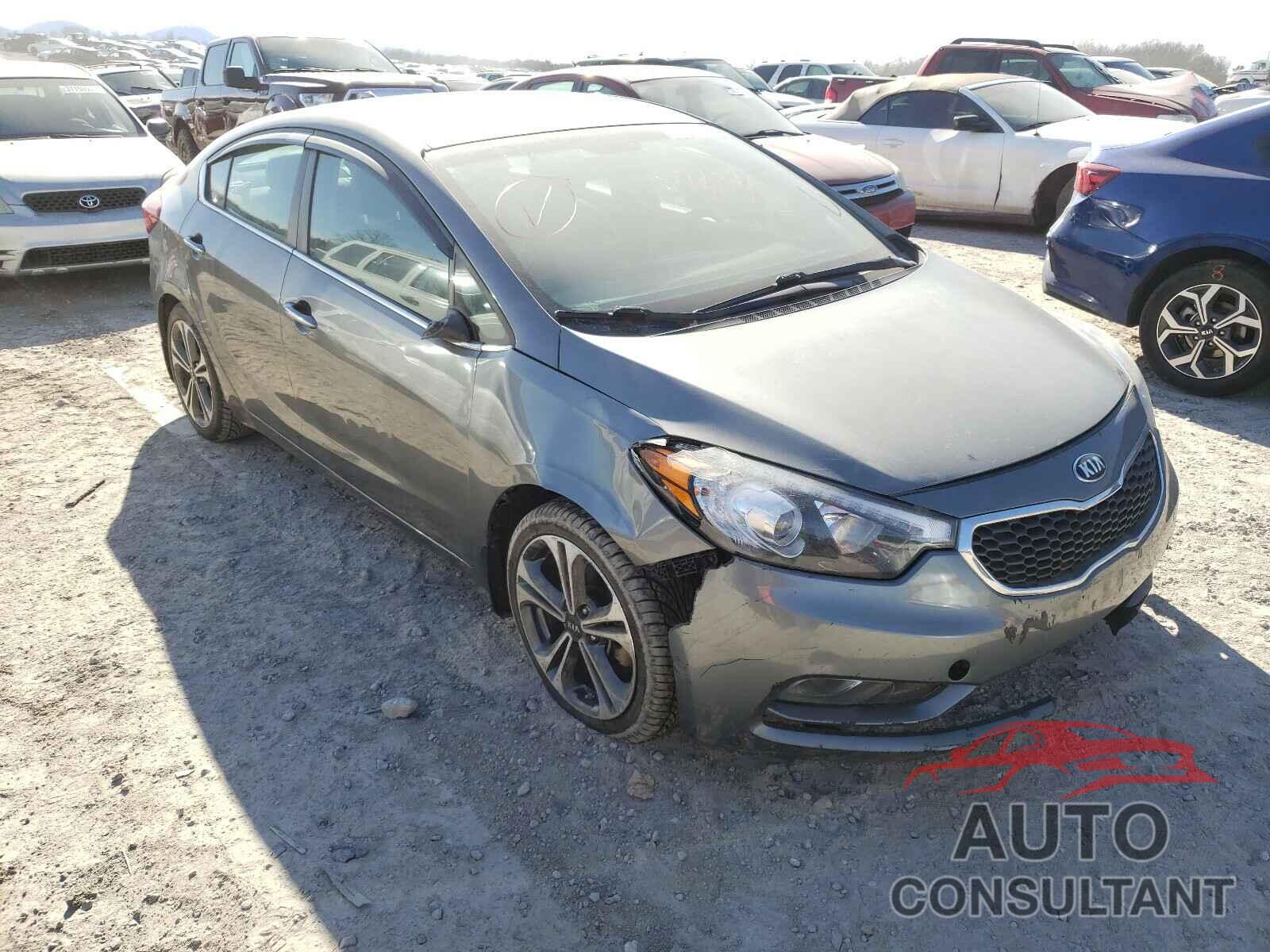 KIA FORTE 2016 - KNAFX4A85G5527690