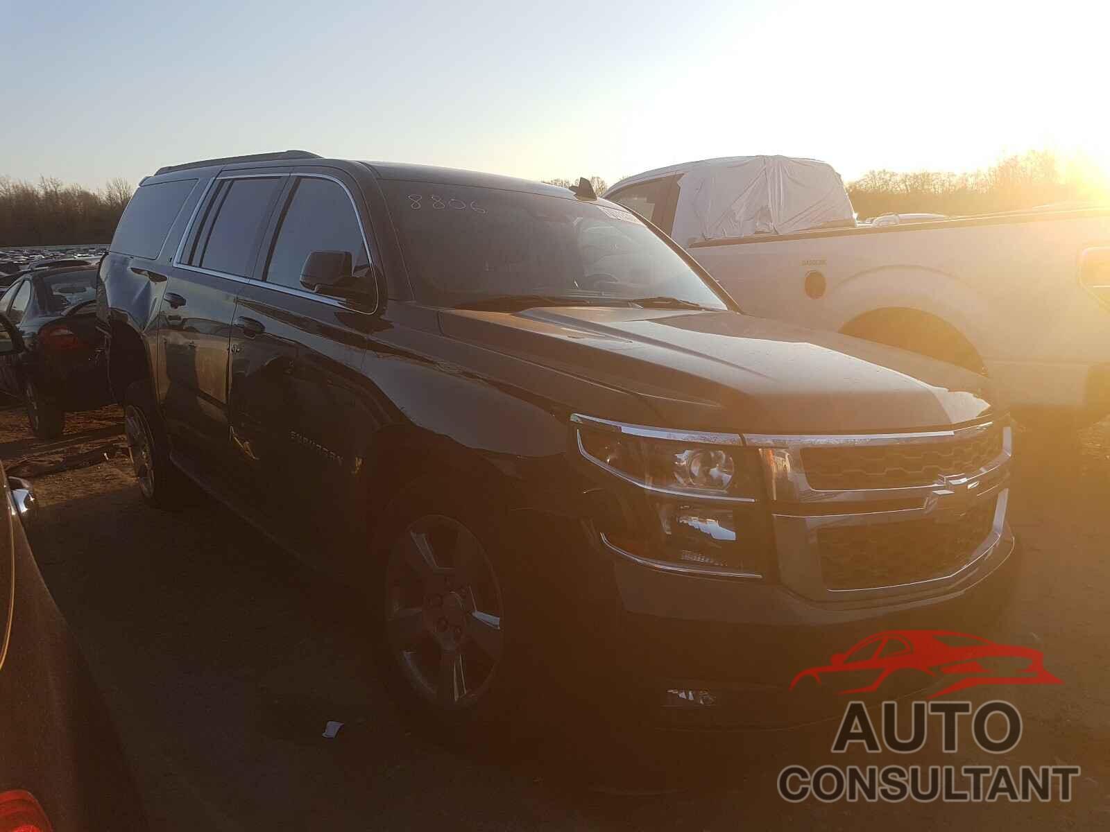 CHEVROLET SUBURBAN 2019 - 1GNSKHKC5KR219308