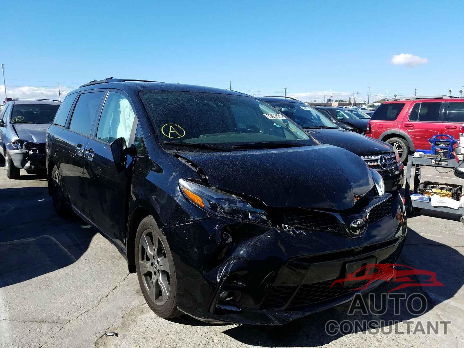 TOYOTA SIENNA 2019 - 5TDXZ3DC7KS012513