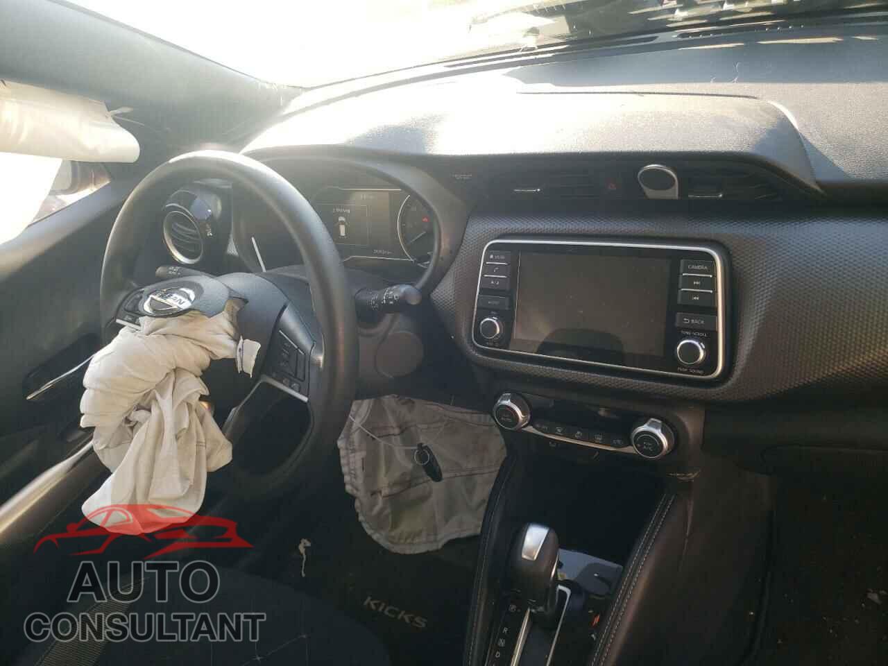 NISSAN KICKS 2019 - 3N1CP5CU3KL470696