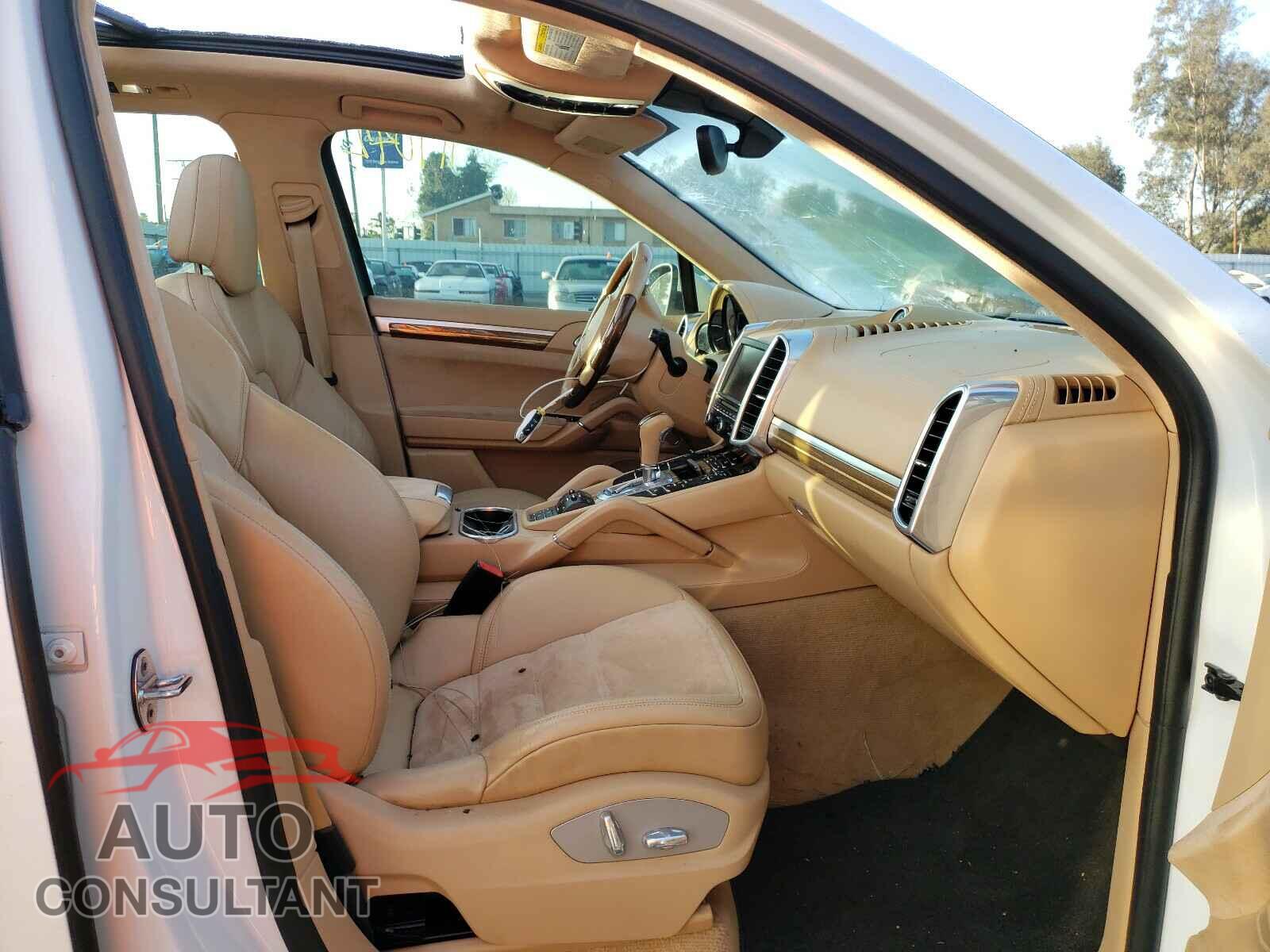 PORSCHE CAYENNE 2013 - WP1AD2A28DLA73091
