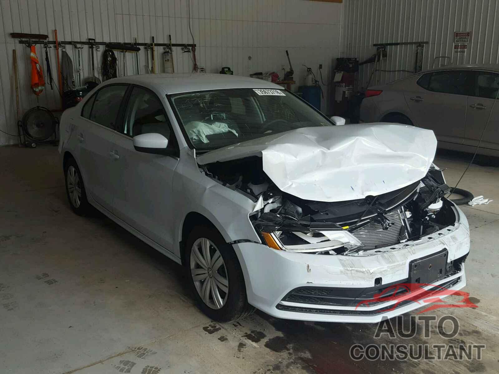 VOLKSWAGEN JETTA 2017 - 3VW2B7AJXHM369148