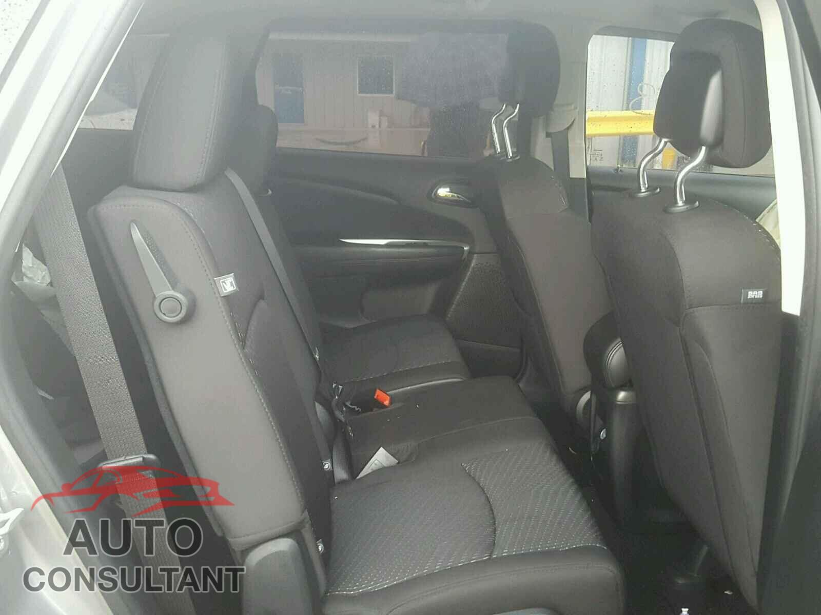 DODGE JOURNEY 2017 - 3C4PDCGB5HT556928