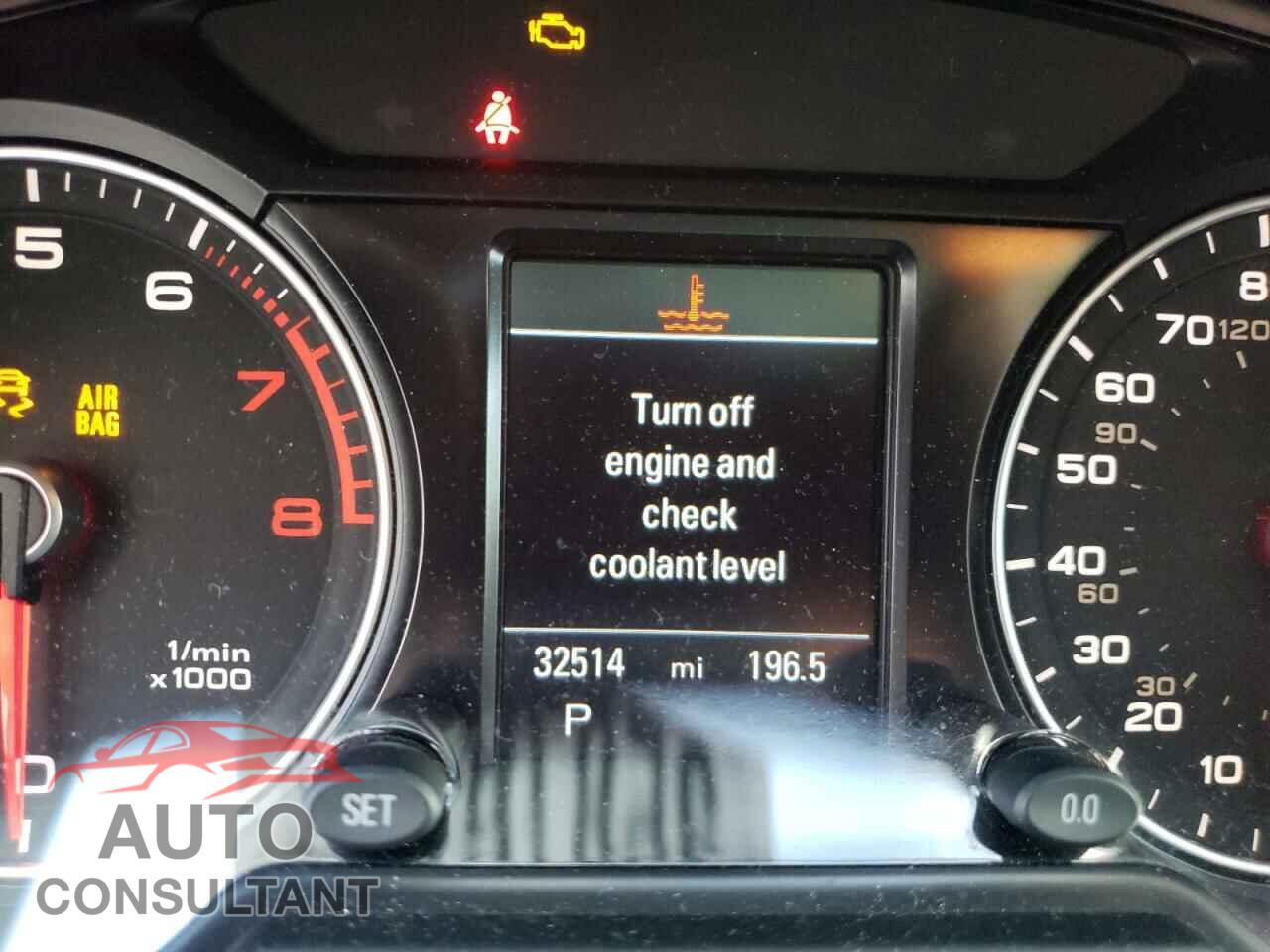AUDI Q5 2017 - WA1M2AFP7HA083514