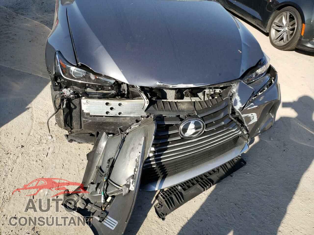 LEXUS IS 2017 - JTHBA1D20H5055178
