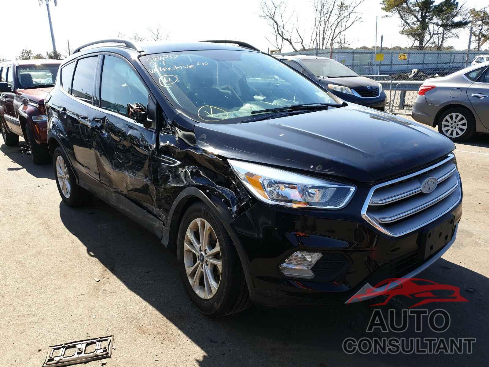 FORD ESCAPE 2018 - 1FMCU9GD7JUD33011