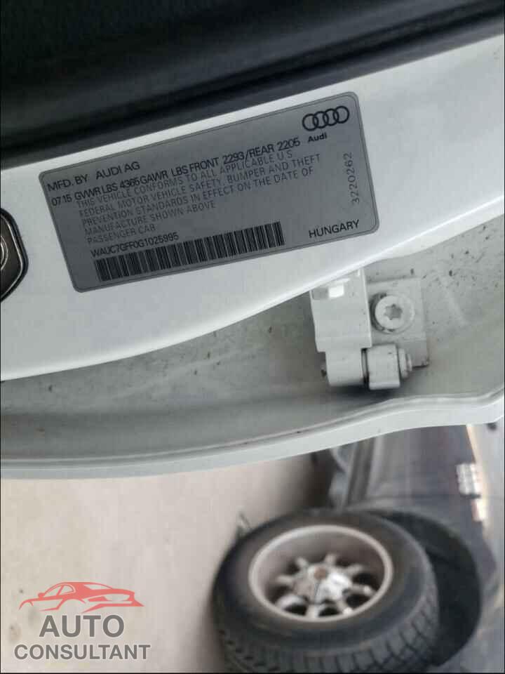 AUDI A3 2016 - WAUC7GFF0G1025995