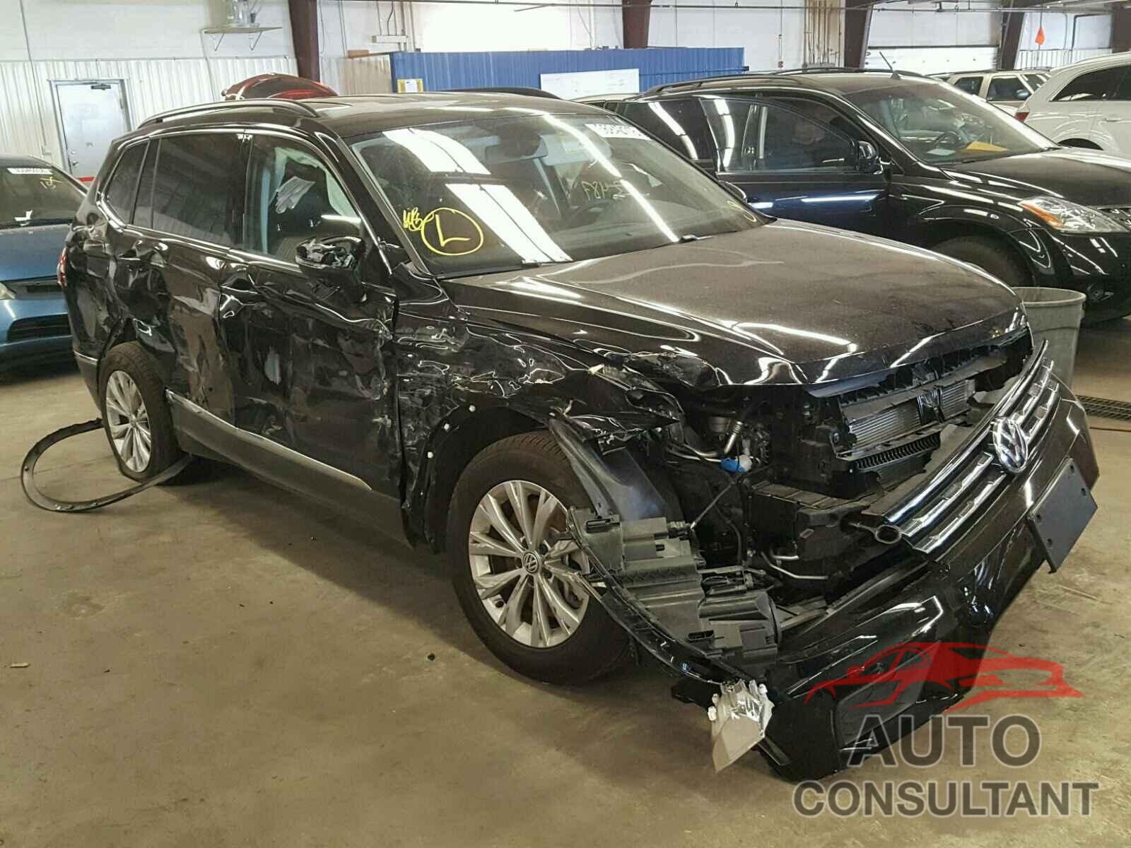 VOLKSWAGEN TIGUAN 2018 - 3VV2B7AX4JM067644