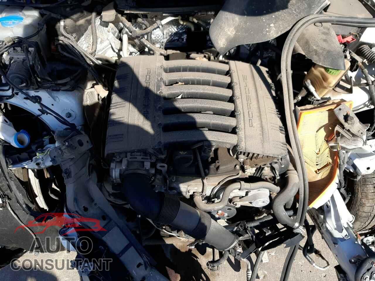 PORSCHE CAYENNE 2016 - WP1AA2A24GLA05299