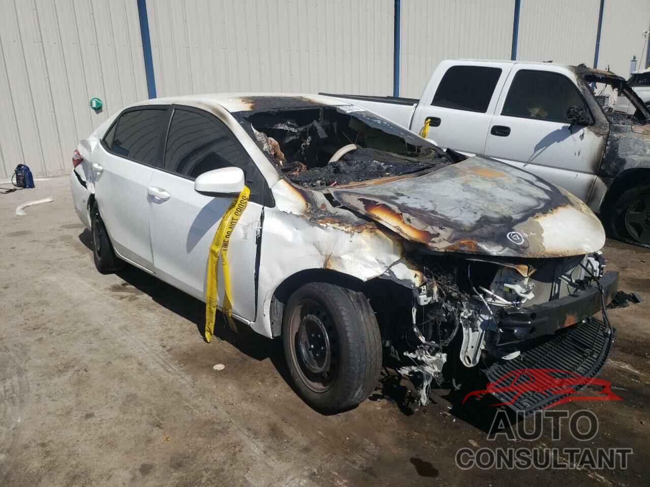 TOYOTA COROLLA 2018 - 5YFBURHE6JP778781