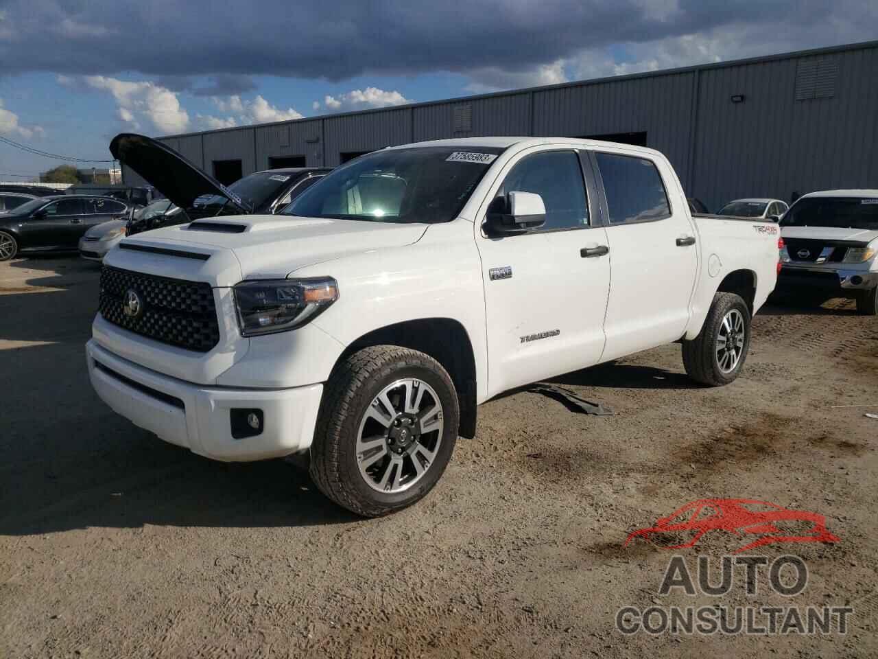 TOYOTA TUNDRA 2019 - 5TFDY5F15KX832130