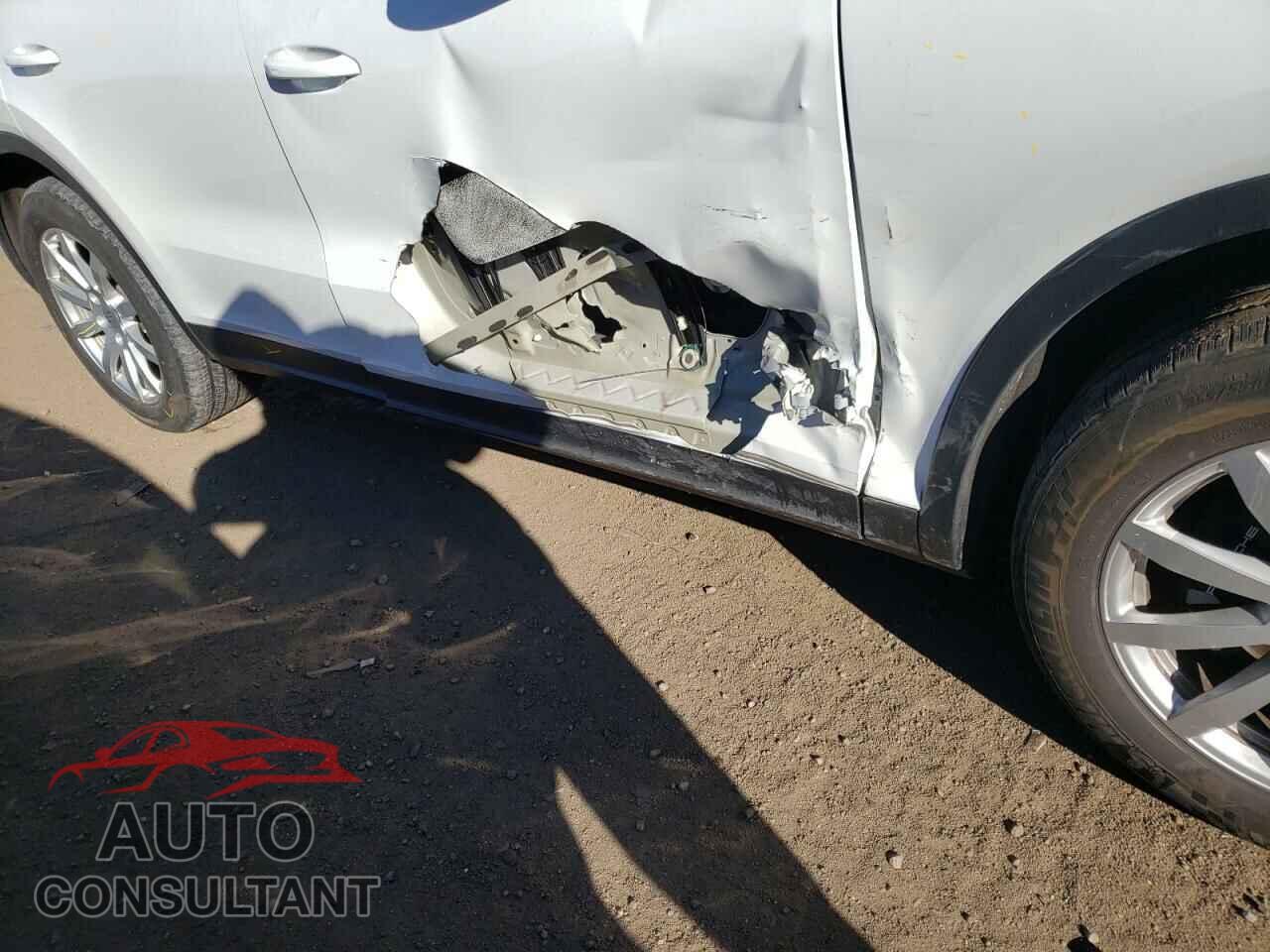 PORSCHE CAYENNE 2020 - WP1AA2AY6LDA01151