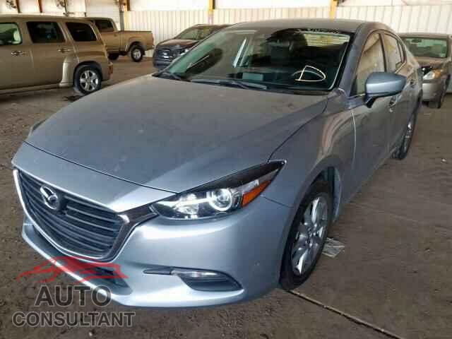 MAZDA 3 2018 - 3MZBN1U70JM201903