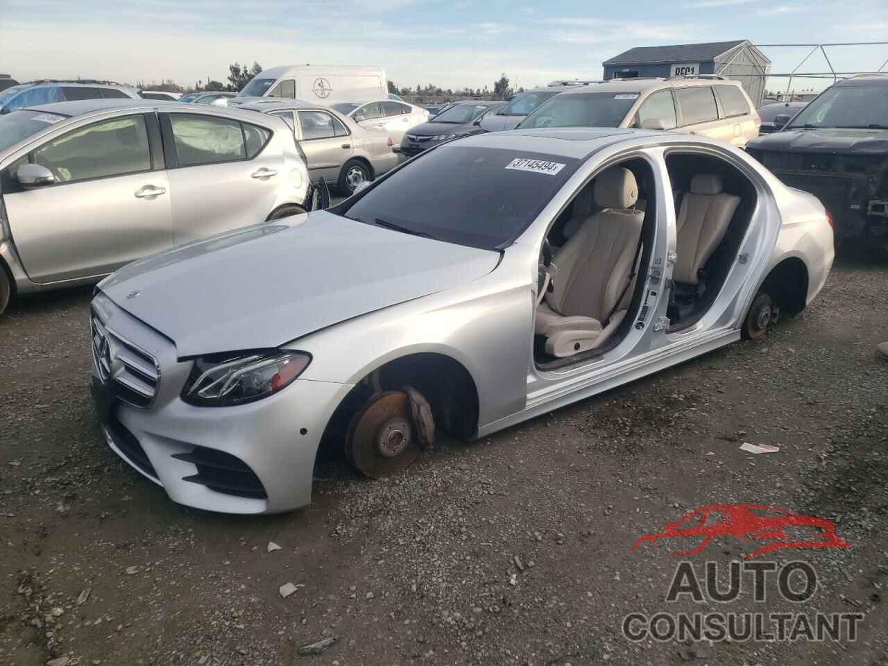MERCEDES-BENZ E-CLASS 2018 - WDDZF4JB7JA312122