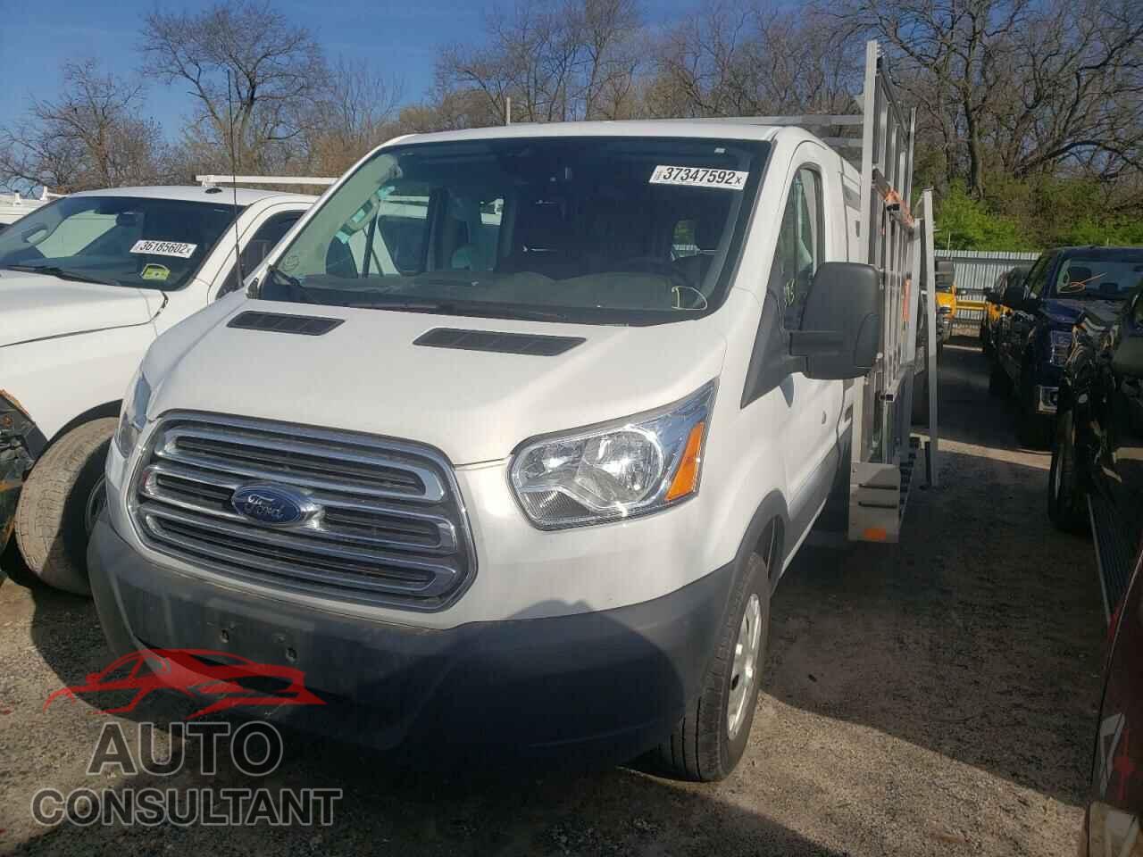 FORD TRANSIT CO 2017 - 1FTYR1ZM7HKA74679