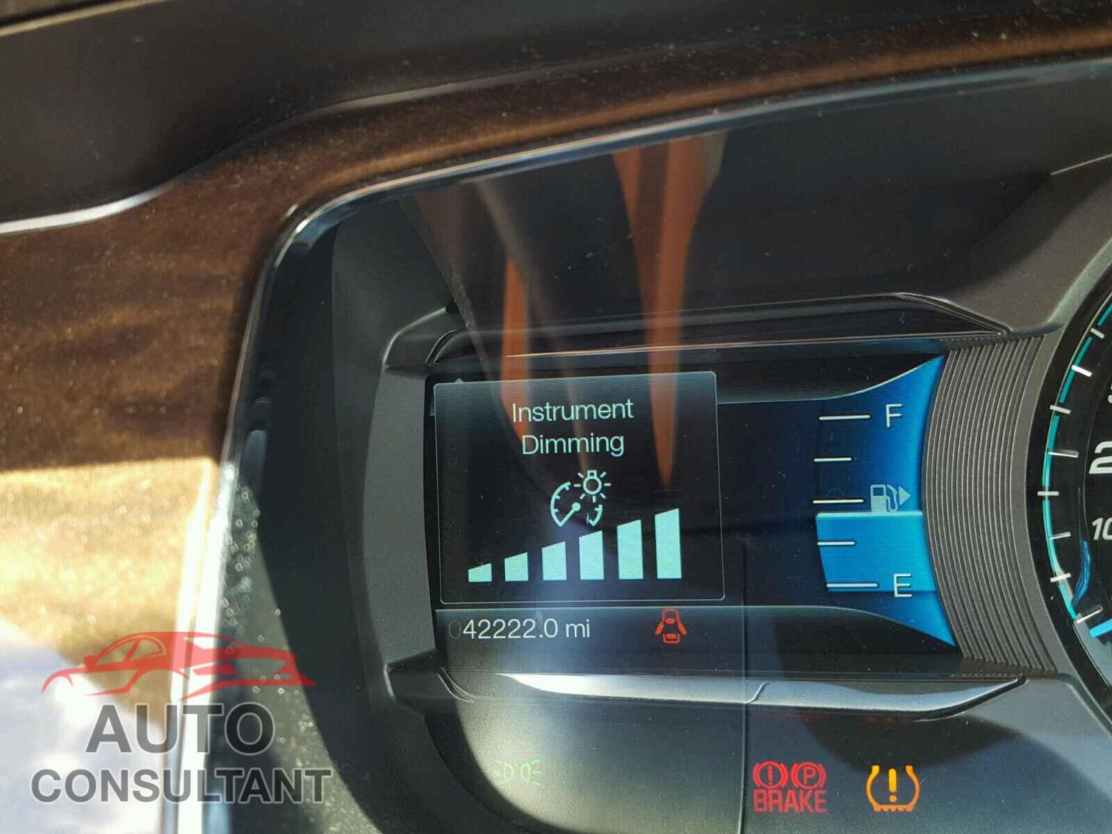 FORD TAURUS 2015 - 1FAHP2F82FG206109
