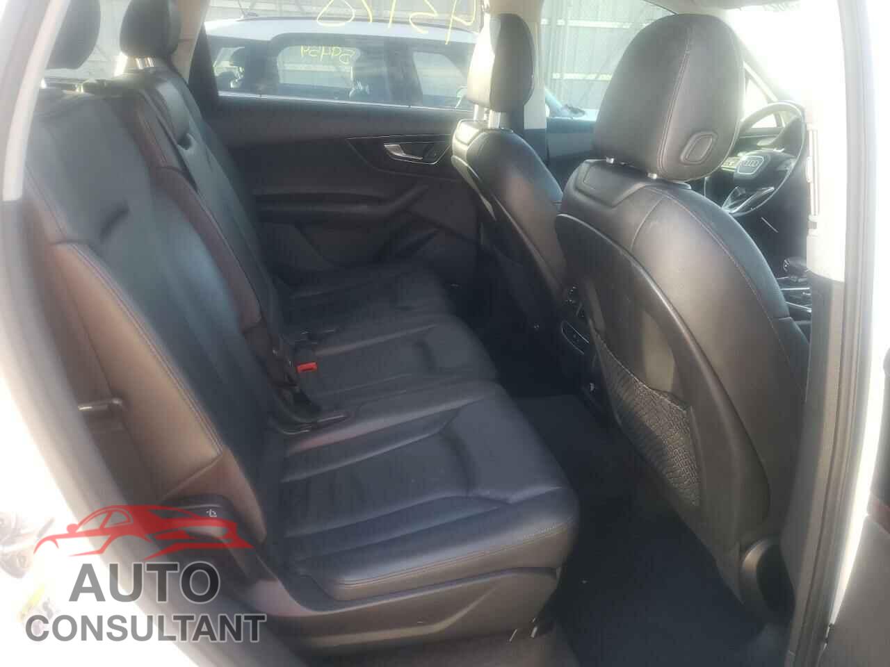 AUDI Q7 2018 - WA1LAAF7XJD021060