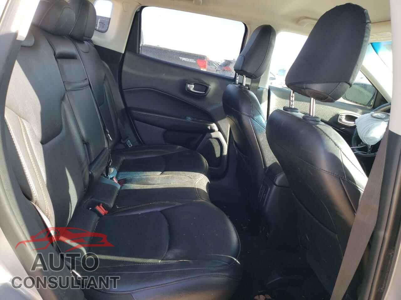 JEEP COMPASS 2019 - 3C4NJCCB7KT769263