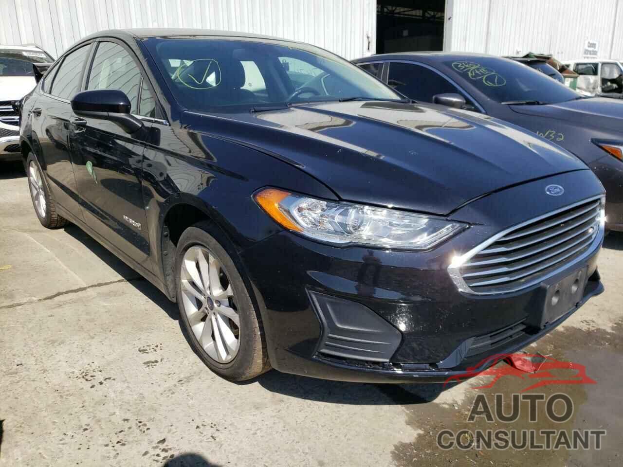 FORD FUSION 2019 - 3FA6P0LU0KR212832