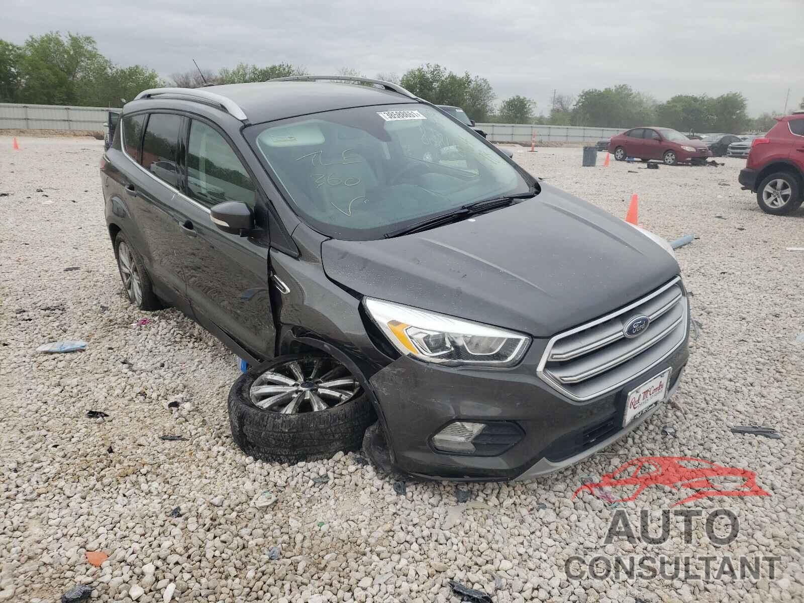 FORD ESCAPE 2017 - 1FMCU0J92HUA64698
