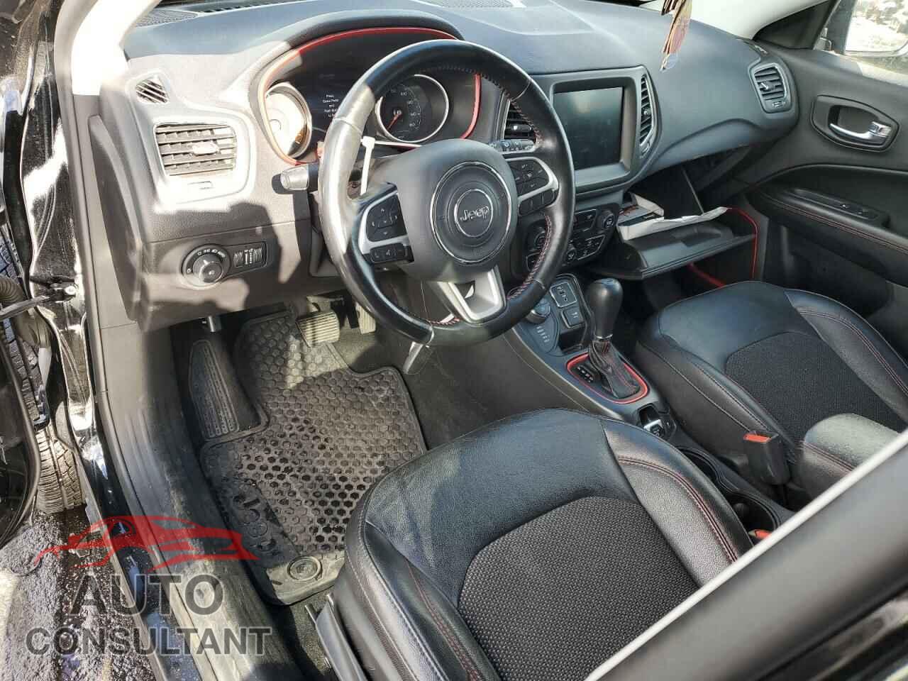 JEEP COMPASS 2020 - 3C4NJDDB1LT184555