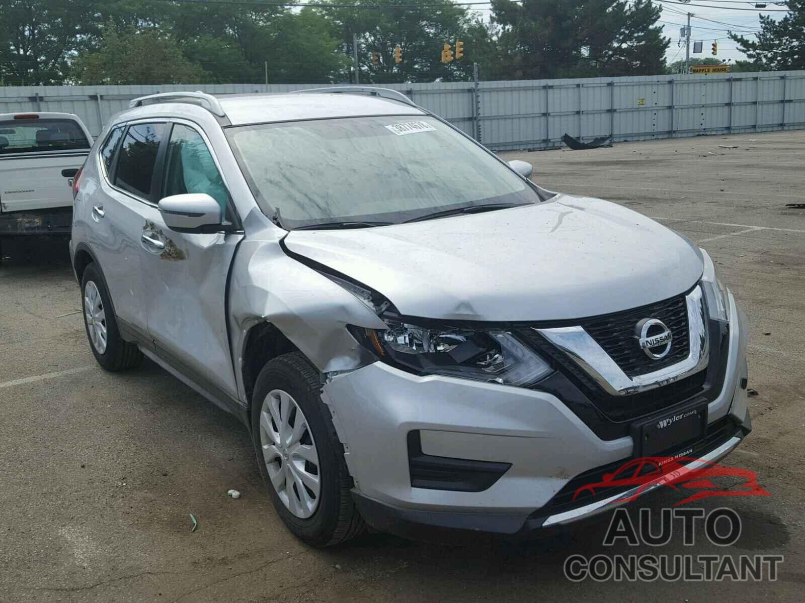 NISSAN ROGUE S 2017 - 5N1AT2MT2HC799779