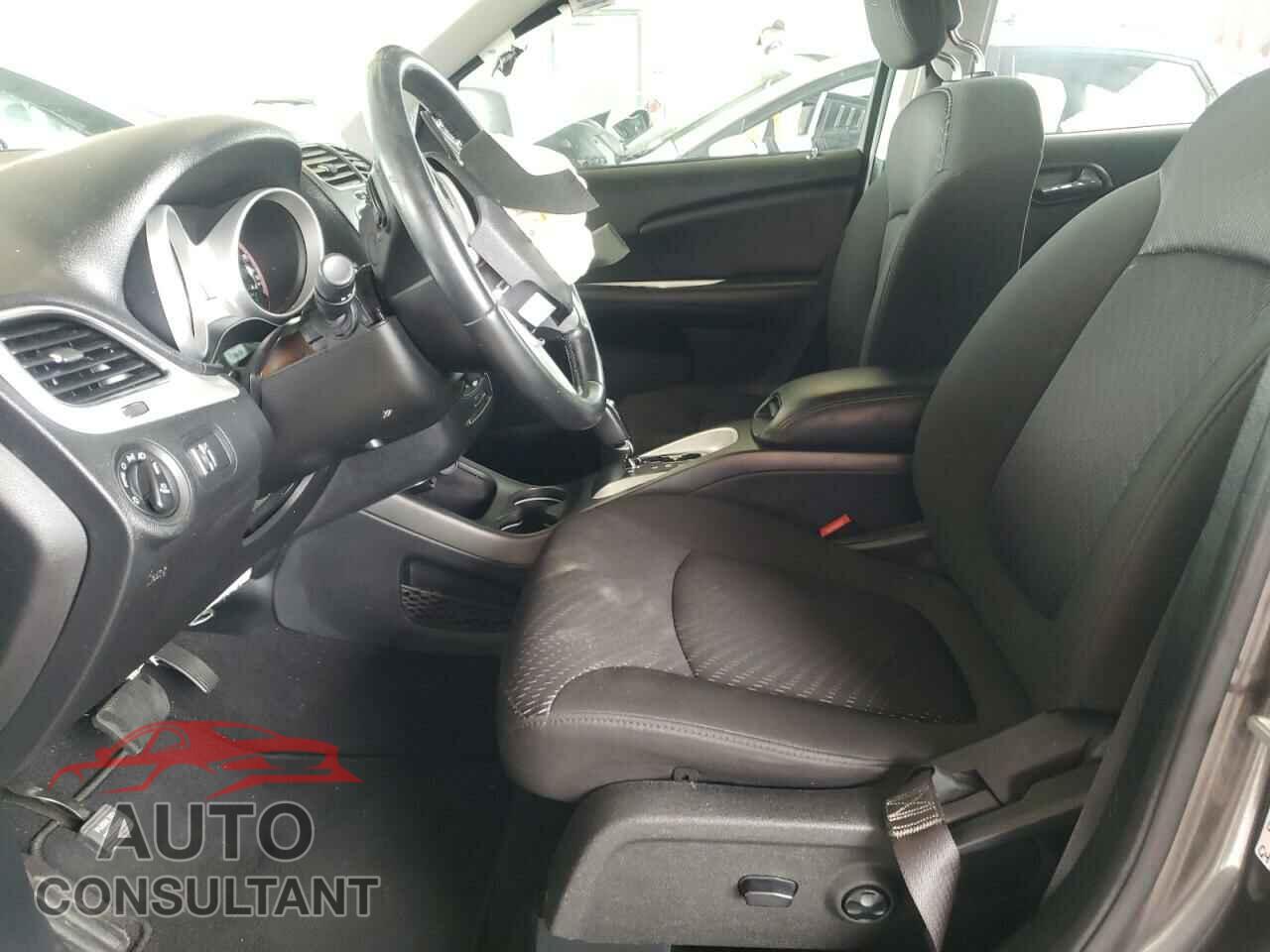 DODGE JOURNEY 2019 - 3C4PDCBB7KT867310