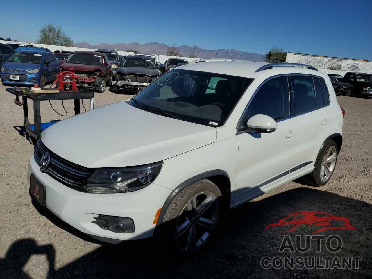 VOLKSWAGEN TIGUAN 2016 - WVGAV7AX0GW075150