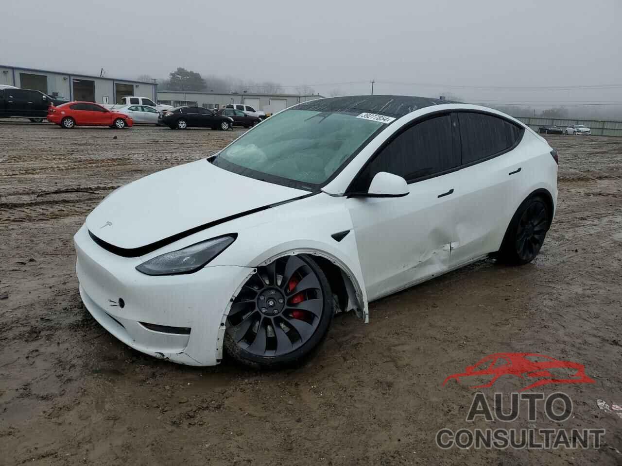 TESLA MODEL Y 2021 - 5YJYGDEF6MF301740
